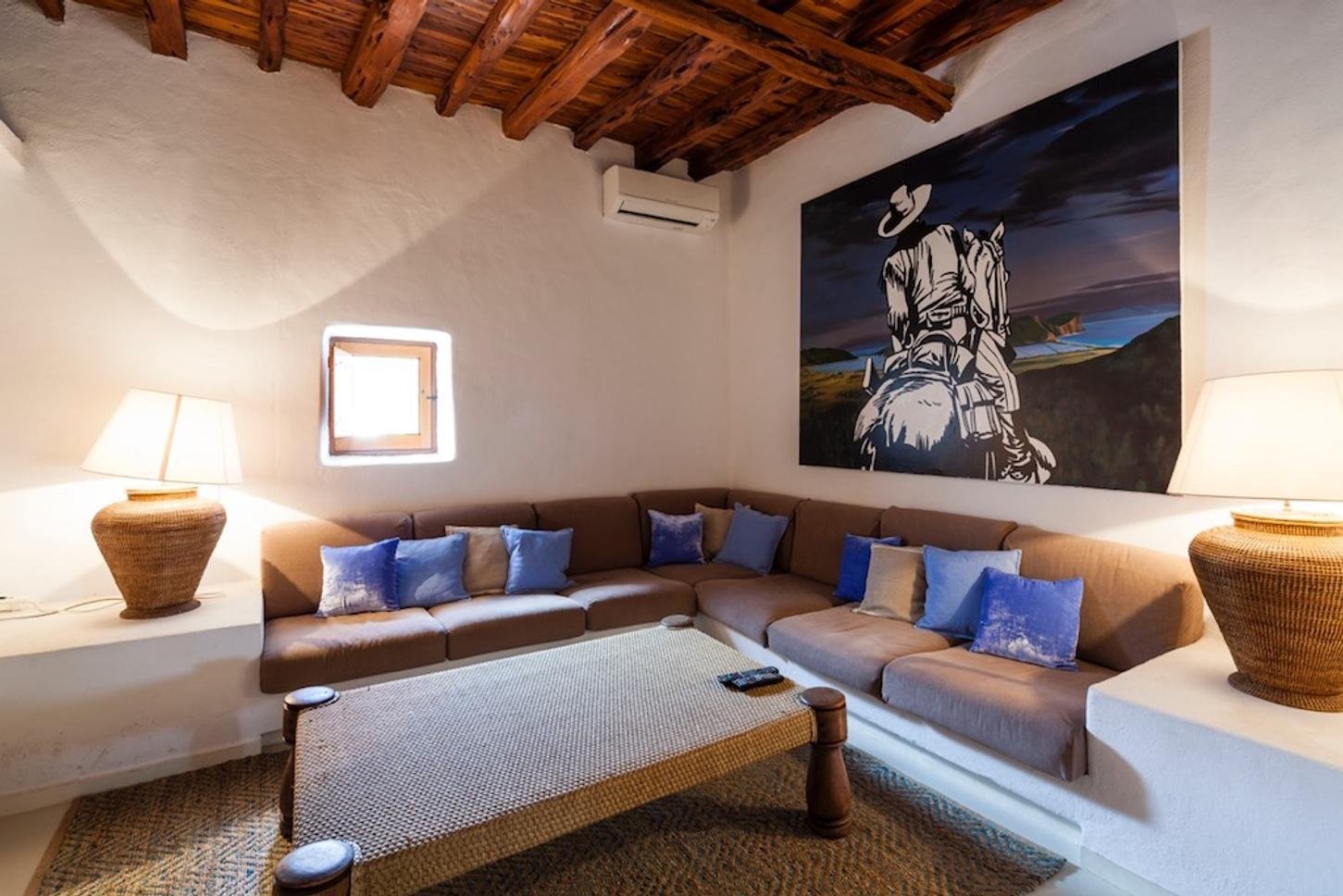 Villa Pool